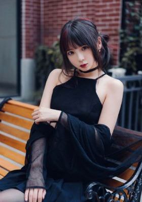 欧美60岁老妇_1080P超清免费观看