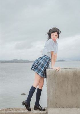 欧美老熟女老少配_蓝光在线观看电视